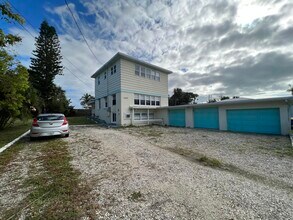 1140 Hernando St-Unit -C in Fort Pierce, FL - Building Photo - Building Photo