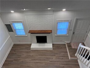 947 Wildwood Square Ct in Virginia Beach, VA - Building Photo - Building Photo