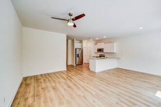 12 Deer Creek Dr in Odenville, AL - Foto de edificio - Building Photo