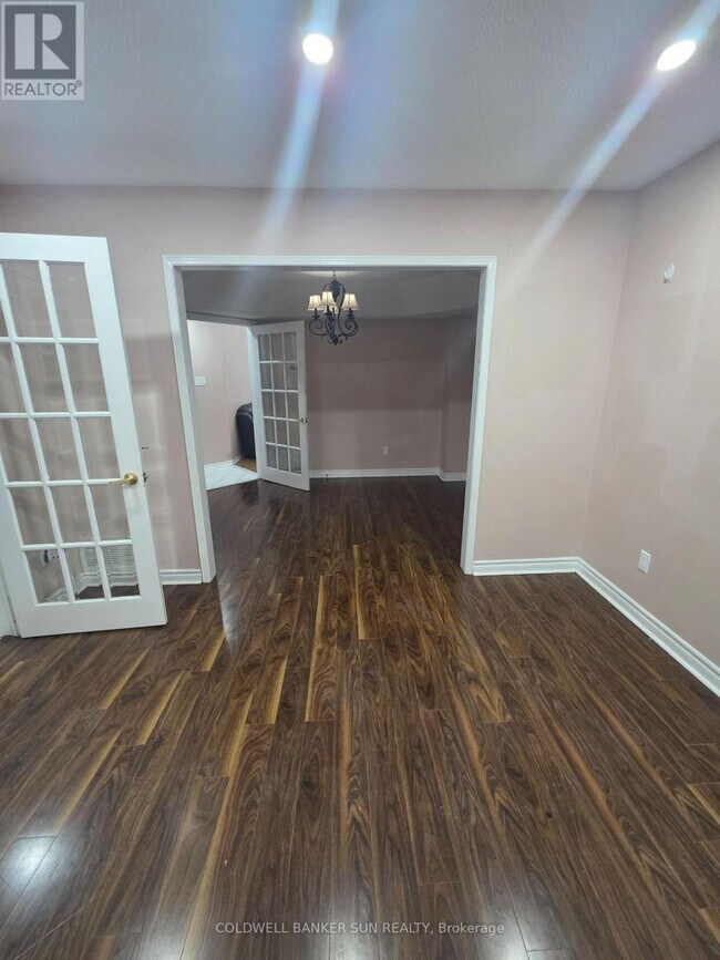 81 Peace Valley Crescent in Brampton, ON - Building Photo - Building Photo