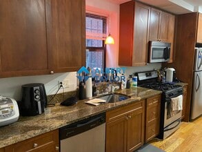 64 Louis Prang St, Unit 2 in Boston, MA - Building Photo - Building Photo