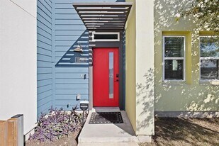 9015 Cattle Baron Path in Austin, TX - Building Photo