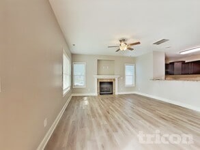 232 Highcroft Cir in Benson, NC - Building Photo - Building Photo