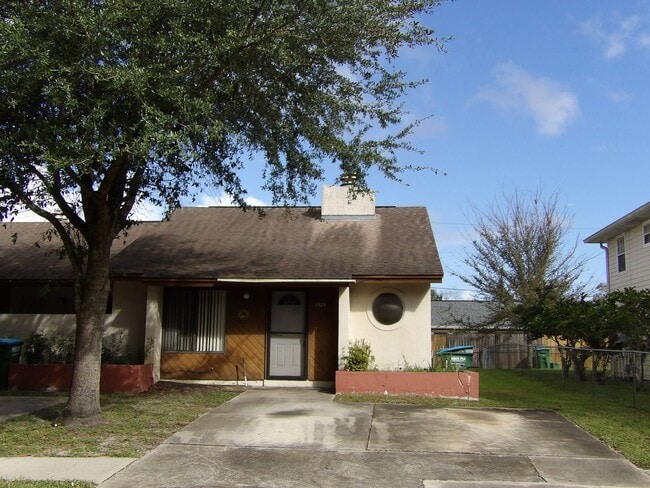property at 132 Hummingbird St