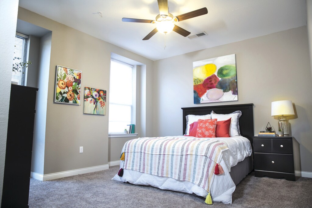 Brookside Downtown Apartments in Columbia, MO