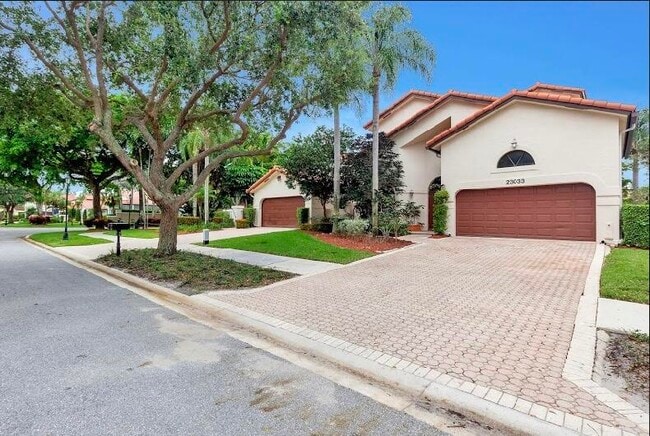 23033 Via Stel in Boca Raton, FL - Building Photo - Building Photo
