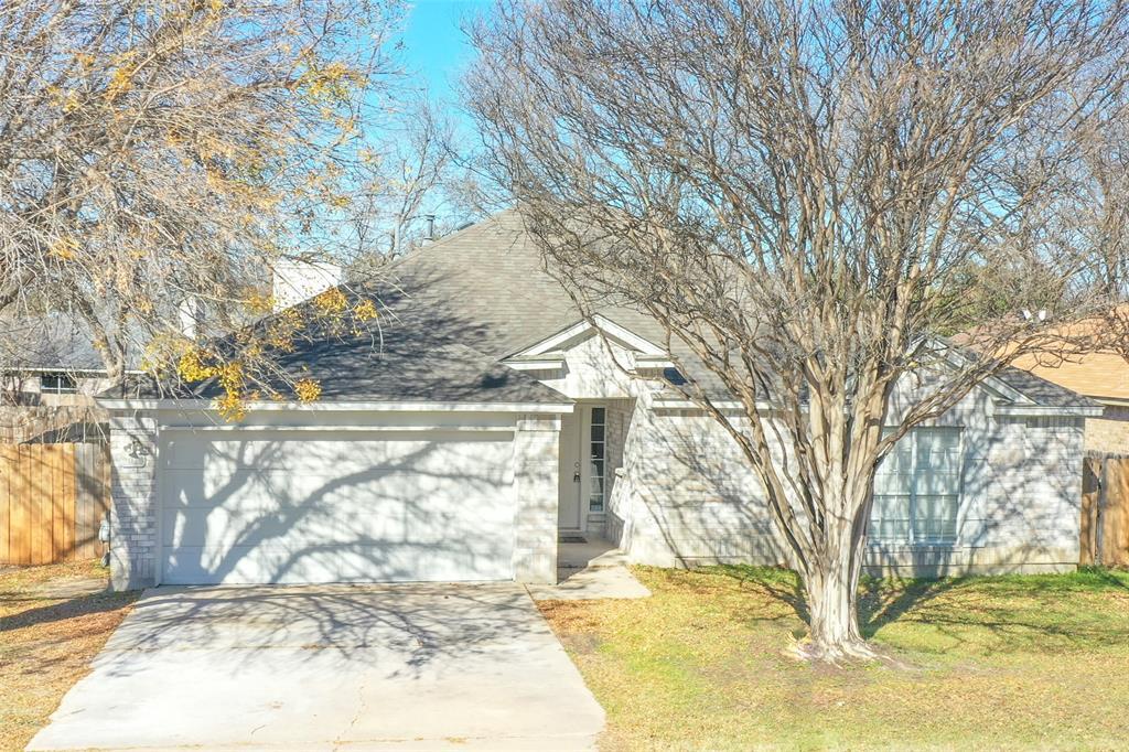 2012 Logan Dr in Round Rock, TX - Building Photo