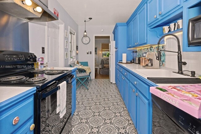 property at 1701 Fletcher St