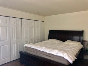 7243 N Western Ave in Chicago, IL - Building Photo - Building Photo