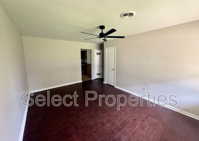 2017 Fairfield Dr in Jonesboro, AR - Building Photo - Building Photo