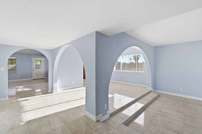 17853 N 43rd Dr in Glendale, AZ - Foto de edificio - Building Photo