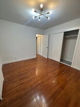 973 Fenwood Dr in Valley Stream, NY - Building Photo - Building Photo