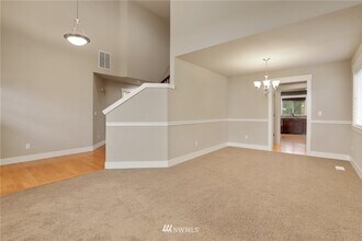 31045 2nd Pl SW in Federal Way, WA - Foto de edificio - Building Photo