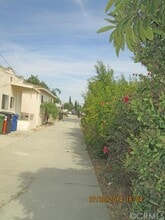 627 S Kern Ave in East Los Angeles, CA - Building Photo - Building Photo