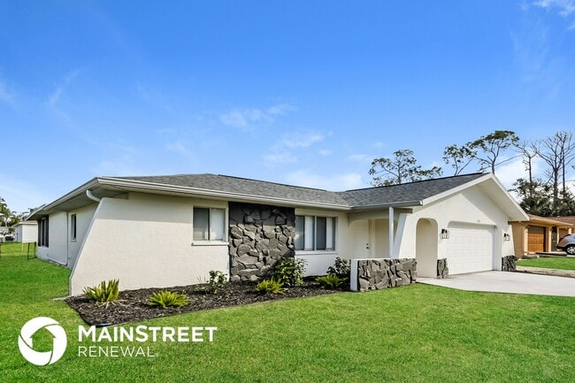 1318 Arrow St in Port Charlotte, FL - Building Photo - Building Photo