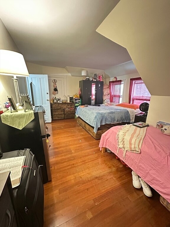 70 Quint Ave, Unit 3 in Boston, MA - Building Photo - Building Photo