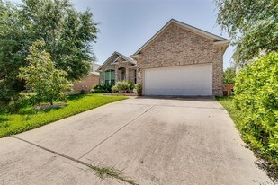 9704 Pasatiempo Dr in Austin, TX - Building Photo