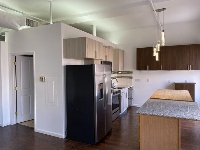 1555 California St in Denver, CO - Foto de edificio - Building Photo