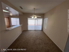 8010 Canto Ave in Las Vegas, NV - Building Photo - Building Photo