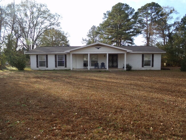 property at 706 Warpath Rd