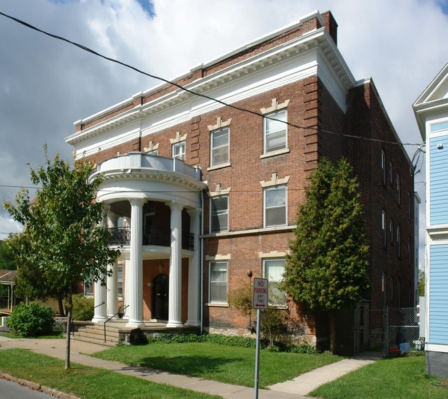 1222 Kemble St in Utica, NY - Building Photo - Building Photo