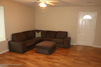 3 Ocean Ave-Unit -2 in Belmar, NJ - Building Photo - Building Photo