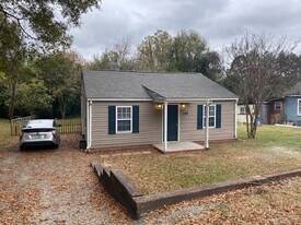 108 Akron Ave in Kannapolis, NC - Building Photo