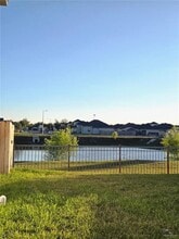 16 Israel N Ln in Alton, TX - Building Photo - Building Photo