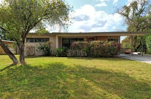 882 Prim Dr in Orlando, FL - Building Photo