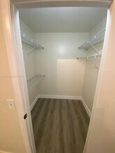 4201 W McNab Rd in Pompano Beach, FL - Foto de edificio - Building Photo