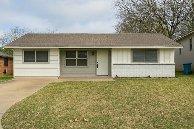 property at 1719 W Washington St