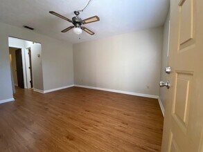 2081 Sandcastle Dr in Tallahassee, FL - Building Photo - Building Photo