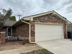 6102 N Ross Ave in Oklahoma City, OK - Building Photo
