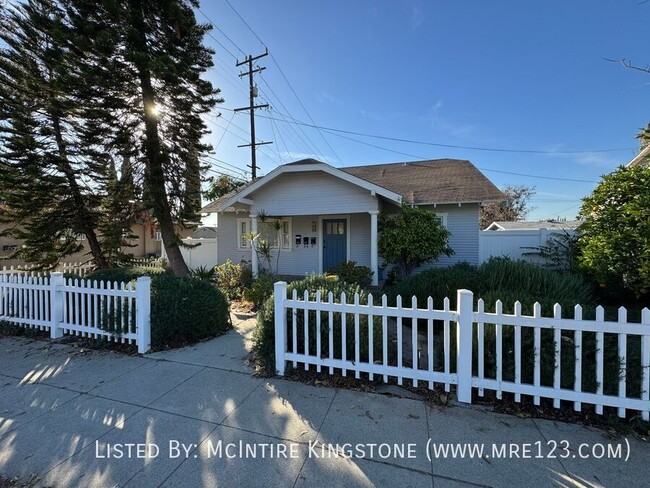 709 S Magnolia Ave in Monrovia, CA - Building Photo - Building Photo