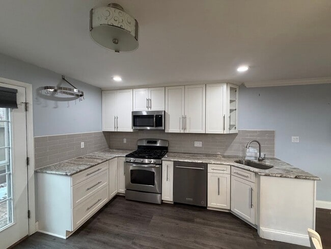 property at 1 Club Ln