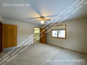 2024 S Oxford Ave in Sioux Falls, SD - Building Photo - Building Photo