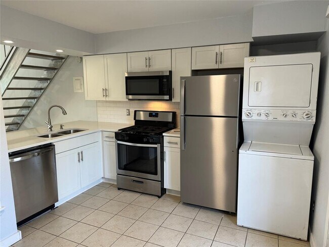 3451 Willowrun Dr in Austin, TX - Building Photo - Building Photo