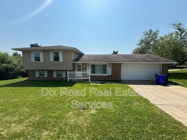 property at 3 Ramsey Dr