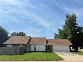 3700 Windscape Ave in Oklahoma City, OK - Building Photo