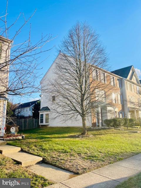 8853 Stable Forest Pl in Bristow, VA - Building Photo