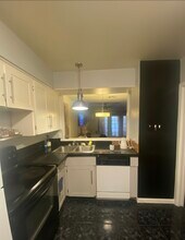 7825 Rue Saint Cyr St, Unit 7825 Rue Saint Cyr st #53 in Houston, TX - Building Photo - Building Photo