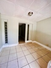 354 13th Ave NE in St. Petersburg, FL - Building Photo - Building Photo