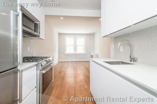 17 A Forest St, Unit #32 in Cambridge, MA - Building Photo - Building Photo