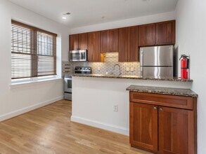 1417 Chapin St NW in Washington, DC - Building Photo - Building Photo