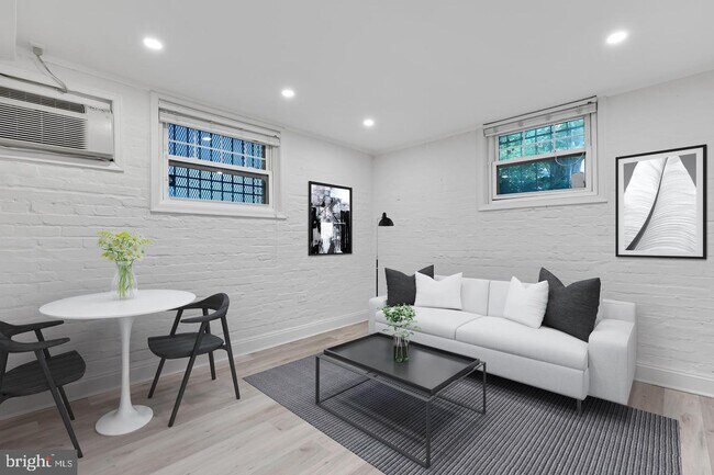 1322 15th St NW-Unit -B2 in Washington, DC - Building Photo - Building Photo