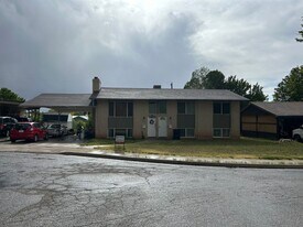 546 Cedarwood Terrace in Cedar City, UT - Building Photo