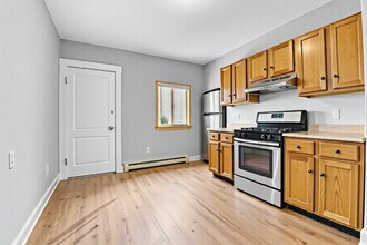38 Fairmount Ave, Unit 1 in Somerville, MA - Building Photo - Building Photo