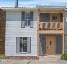 109 Courtney Dr in Duson, LA - Building Photo