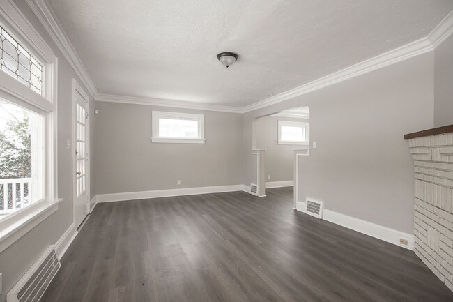 property at 2010 Torbenson Dr