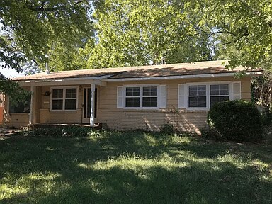 2304 W Lotus St in Wichita, KS - Building Photo